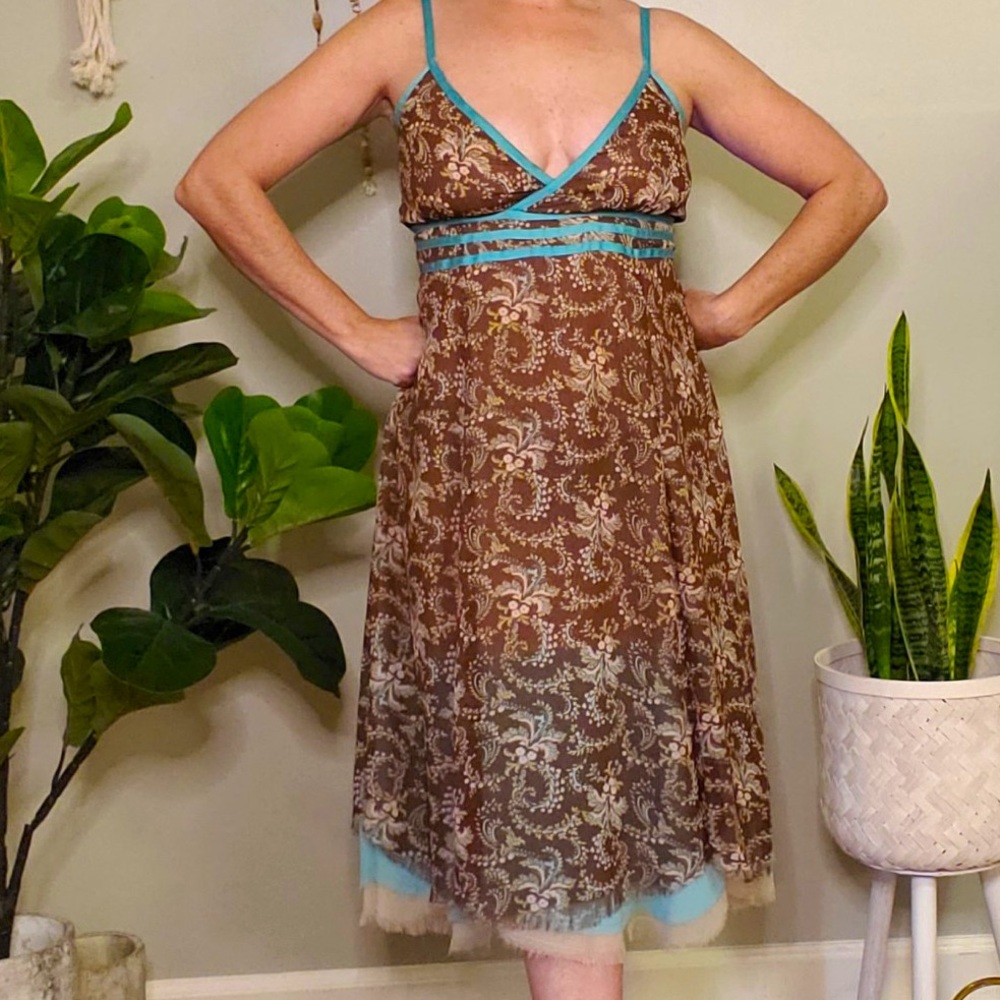 Boutique dress 213, Large, layers of chiffon with bight turquoise blue ribbon.